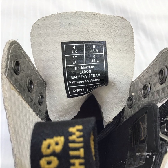 SOLD‼️DOC MARTENS JADON STUD LEATHER PLATFORM BOOT - Picture 10 of 16